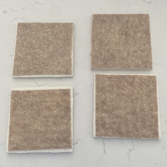 Christmas plaid coasters for drinks
Hand made (by me!) - Picture 6 of 7